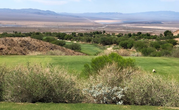 B26E5524-52E5-455A-953A-889F9476DE1E