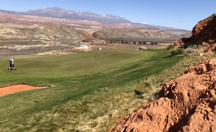 5AB011AE-E314-4052-BDE5-2589844CF7DB_1_201_a