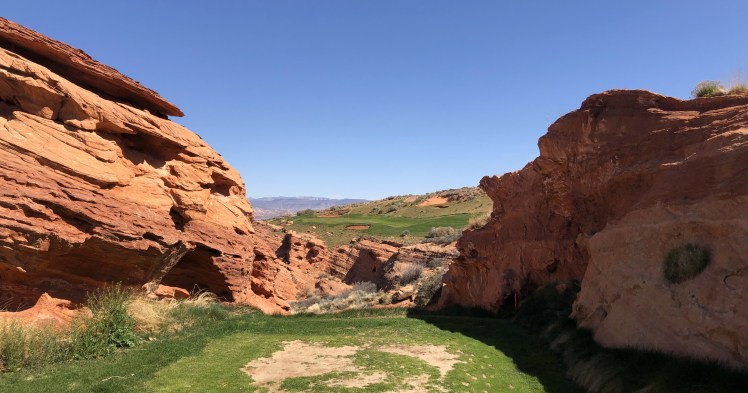 8983A332-A1F9-4F36-95C4-1B63A8CAEDFD_1_201_a